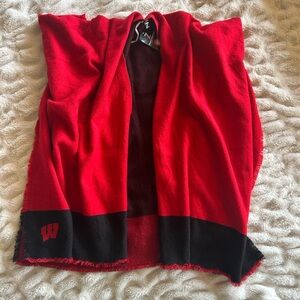 ZooZatz Wisconsin Badgers Red Black Gameday Poncho Wrap NWT